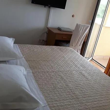 汽车旅馆 扬科维奇汽车旅馆 Hrvace