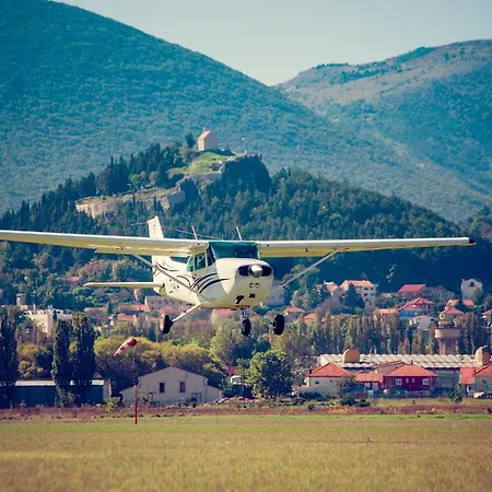 扬科维奇汽车旅馆 汽车旅馆 3*