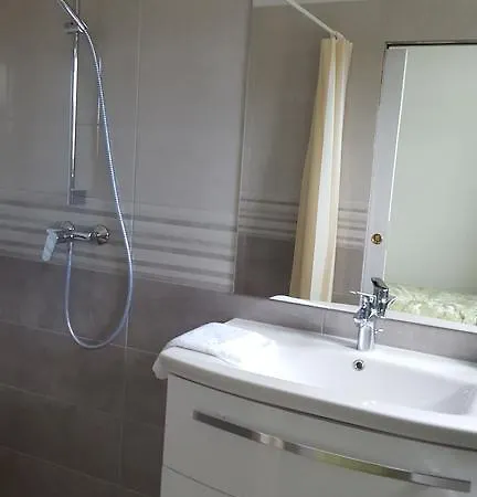 扬科维奇汽车旅馆 汽车旅馆