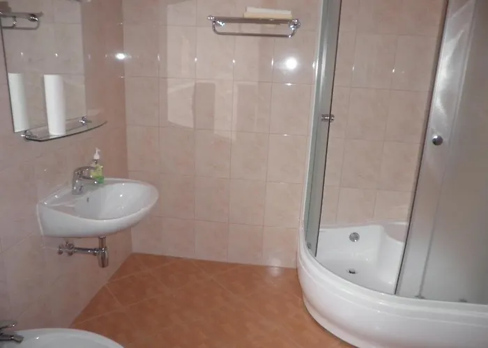 ヤンコヴィッチ 3* Hrvace