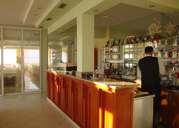 ヤンコヴィッチ 3*